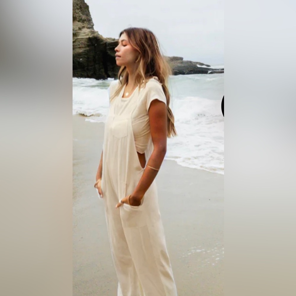 Stillwater Relax fit Linen Blend Some Beachy Overalls - Picture 5 of 17